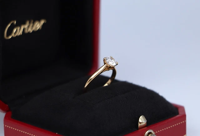 Bague de fiançailles Cartier 1895 en or jaune 18 carats, 0,72 ct, diamant rond D VS1