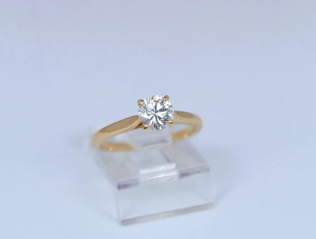 Bague de fiançailles Cartier 1895 en or jaune 18 carats, 0,72 ct, diamant rond D VS1