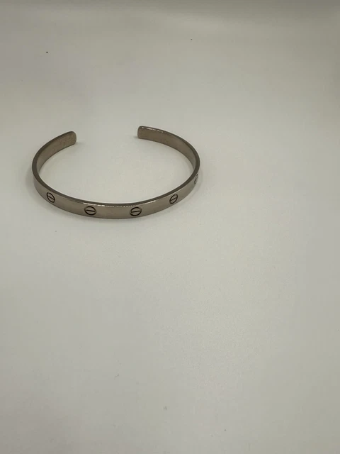 Bracelet manchette Love Cartier en or blanc 18 carats