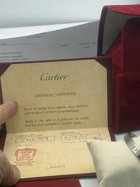 Bracelet manchette Love Cartier en or blanc 18 carats