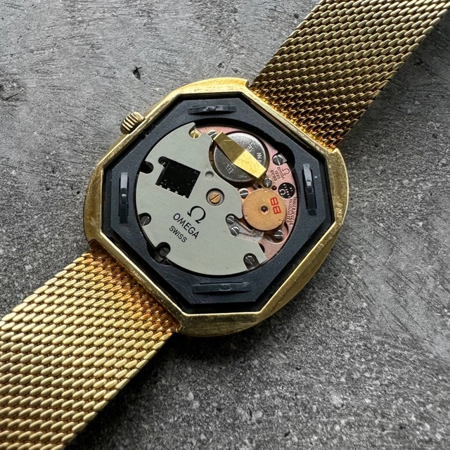 Montre Omega Constellation 1986 en or jaune massif 18 carats BA 391.8605 - 83,25 grammes + papiers