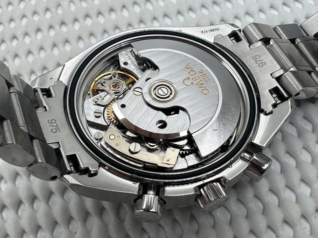 Omega Speedmaster 40 mm Chronographe Automatique 2007 1164 Cadran d'origine Réf. 3211.30