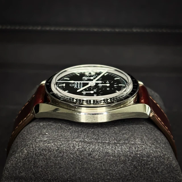 Coffret complet OMEGA Speedmaster Moonwatch Professional 311.30.42.30.01.006 2020