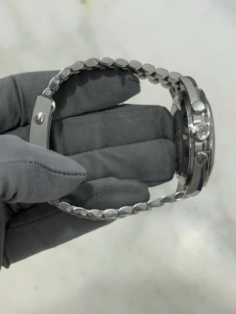 Omega Speedmaster Moonwatch 42 mm, cadran noir, saphir, 2023, référence 310.30.42.50.01.002