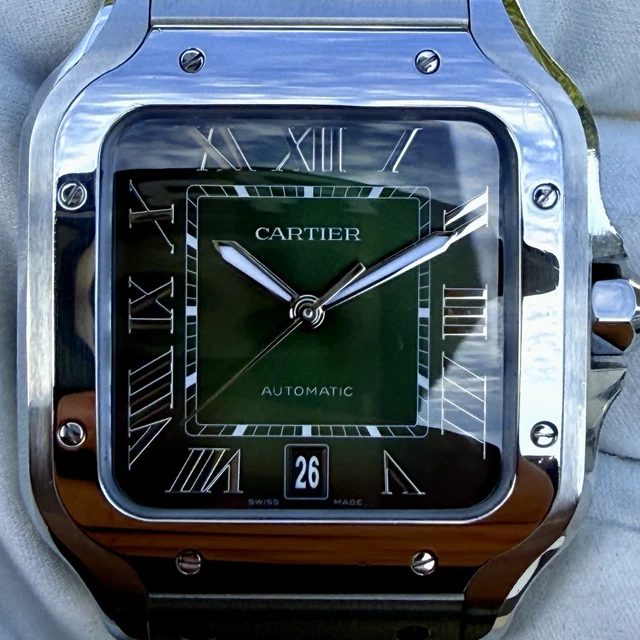 Montre Cartier Santos Grand Cadran Vert WSSA0062, 2024, Très bon état - Boîte et Papiers