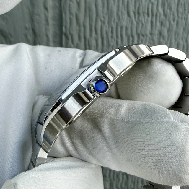 Montre Cartier Santos Grand Cadran Vert WSSA0062, 2024, Très bon état - Boîte et Papiers