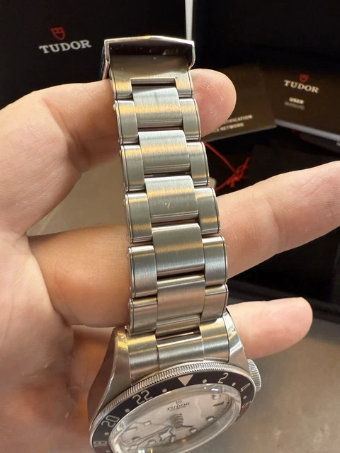 Montre TUDOR Black Bay GMT M79830RB-0010, 41 mm, cadran opalin/blanc, B&P