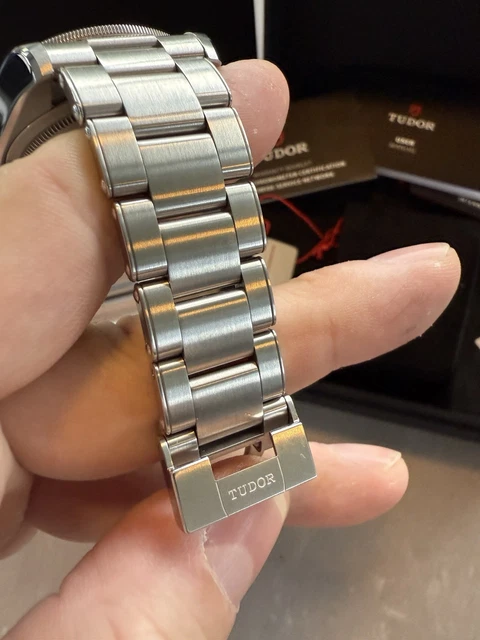 Montre TUDOR Black Bay GMT M79830RB-0010, 41 mm, cadran opalin/blanc, B&P