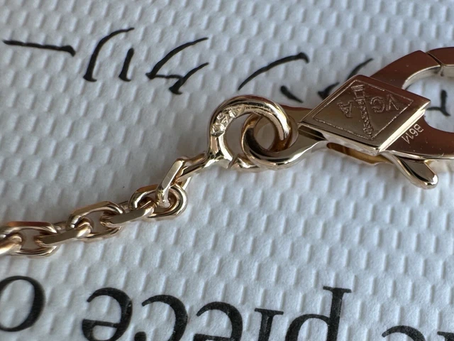 AUTHENTIC-Van-Cleef-Arpels-2016-Holiday-Pendant-Onyx-21.webp AUTHENTIQUE Pendentif Holiday Van Cleef Arpels 2016 Onyx Diamants Or Rose 18 carats