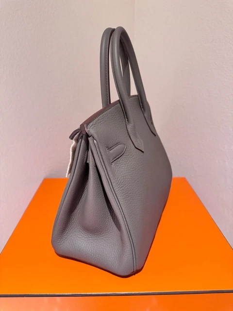 Authentic-New-Hermes-Birkin-30-Etain-Gold-Ghw (6) Authentique et neuf, le sac Birkin 30 Hermès couleur Étain doré avec finitions dorées, en cuir Clémence.