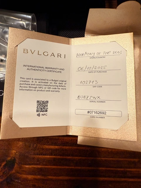 Montre Bvlgari Titane Octo Finissimo Gris BGO40C14TTXTAUTO