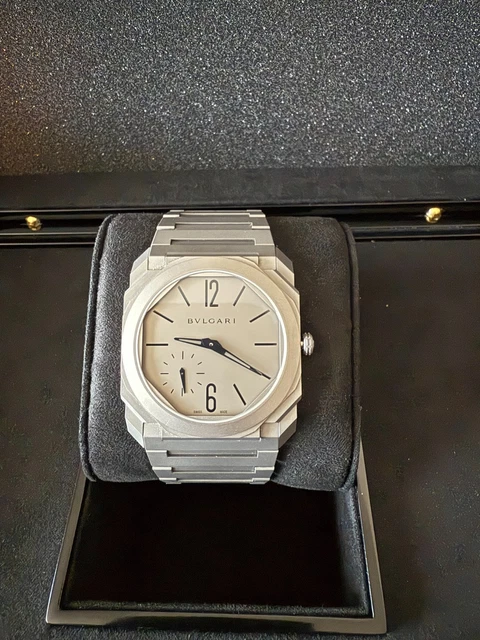 Montre Bvlgari Titane Octo Finissimo Gris BGO40C14TTXTAUTO