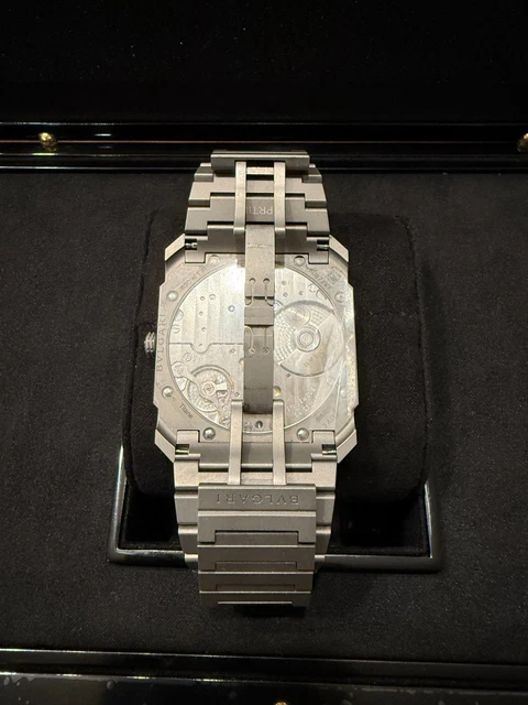 Montre Bvlgari Titane Octo Finissimo Gris BGO40C14TTXTAUTO