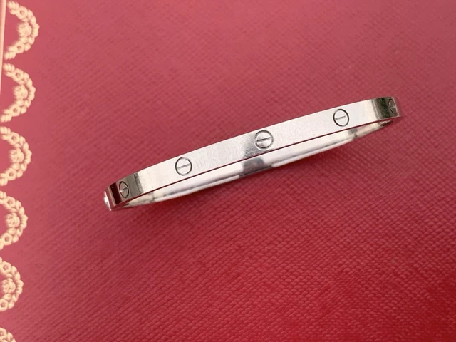 Bracelet Cartier Love en or blanc 18 carats (taille 15)