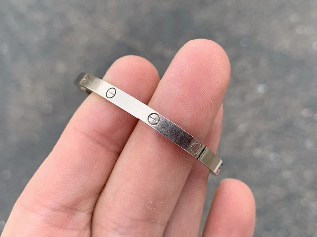 Bracelet Cartier Love en or blanc 18 carats (taille 15)