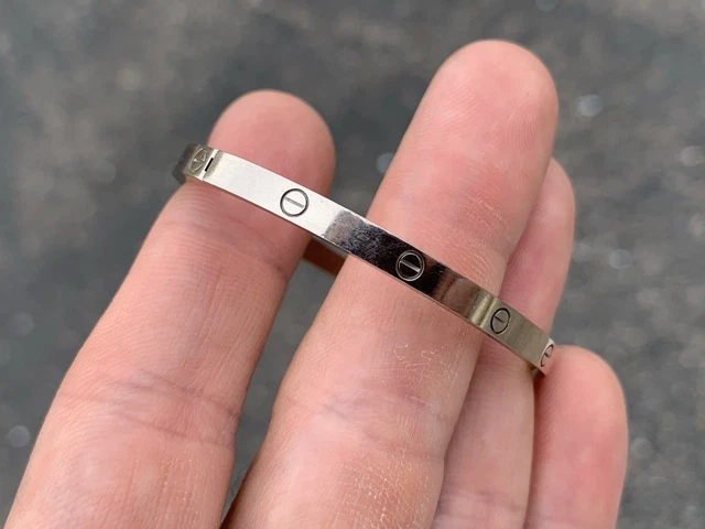 Bracelet Cartier Love en or blanc 18 carats (taille 15)