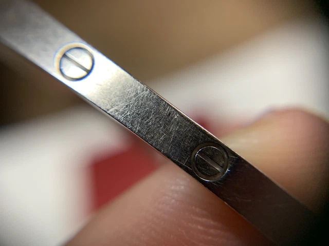 Bracelet Cartier Love en or blanc 18 carats (taille 15)