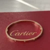 Bracelet Love Cartier en or rose 18 carats, 10 diamants, taille 17, petit modèle, 4 mm, boîte, Coa