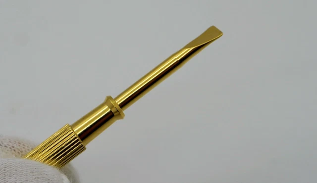 Bracelet Cartier LOVE en or jaune 18 carats, 4 diamants, 0,42 ct, taille 18, ensemble complet