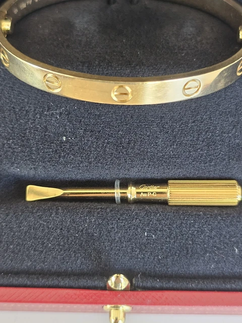 Bracelet Cartier Love en or jaune 18 carats, taille 18, fermoir à vis, neuf, avec boîte et papier