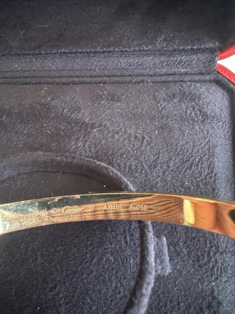 Bracelet Love Cartier en or jaune 18 carats