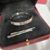Bracelet Cartier Love Modèle Classique 4 Diamants Or Blanc Taille 17