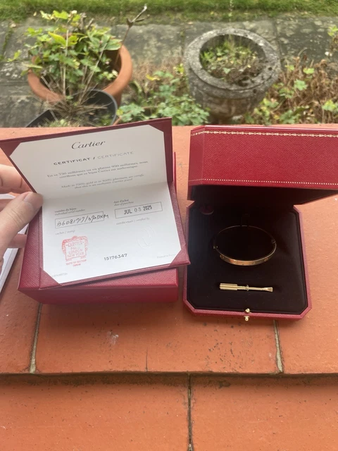 Bracelet Cartier Love Original en or rose, taille 17, boîte et papiers, 2025