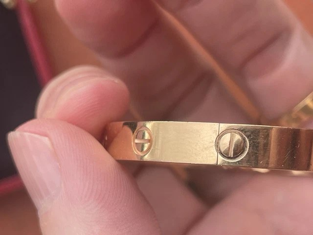 Bracelet Cartier Love Original en or rose, taille 17, boîte et papiers, 2025