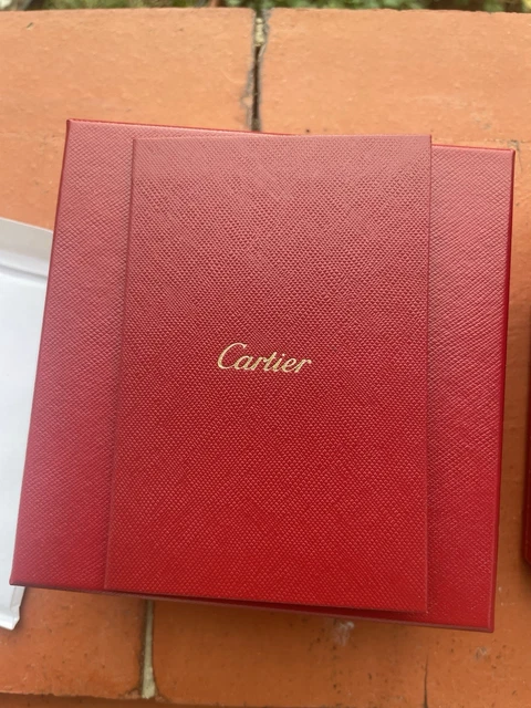 Bracelet Cartier Love Original en or rose, taille 17, boîte et papiers, 2025