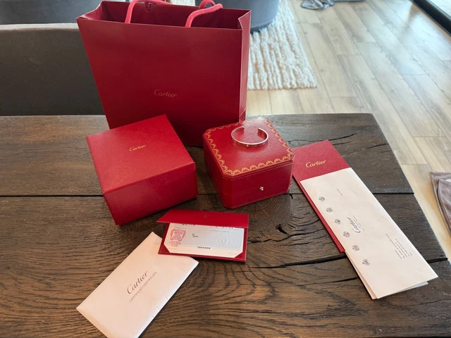 Manchette Cartier Love, or blanc 18 carats avec diamant, taille 17