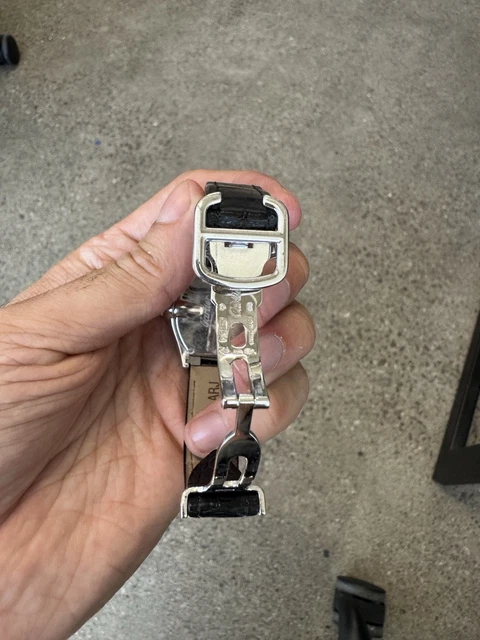 Cartier Roadster 2723 WE5002X2 18K WG Diamond Quartz 30mm Box Papers