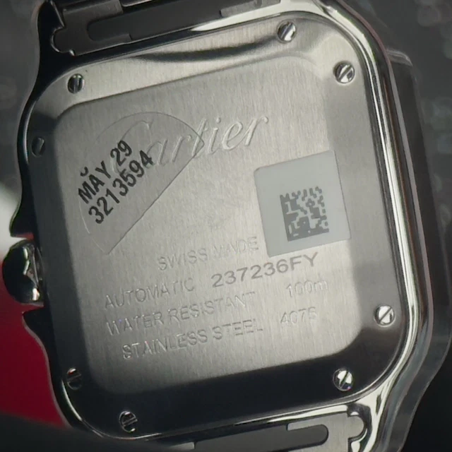 Montre Cartier Santos Medium en acier inoxydable avec cadran vert, 41,9 x 35,1 mm, WSSA0061, ensemble complet