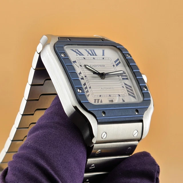 Montre Cartier Santos de Cartier 40 mm WSSA0047 B&P Bracelet supplémentaire Lunette PVD bleue Homme