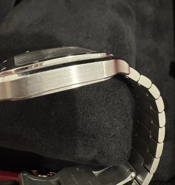 Montre Cartier Santos de Cartier Medium en acier inoxydable WSSA0029, coffret et papiers