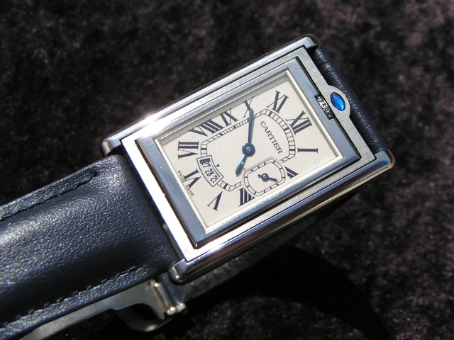 Test de la Cartier Tank Basculante XL 26 mm en acier 2522 (09/2025)