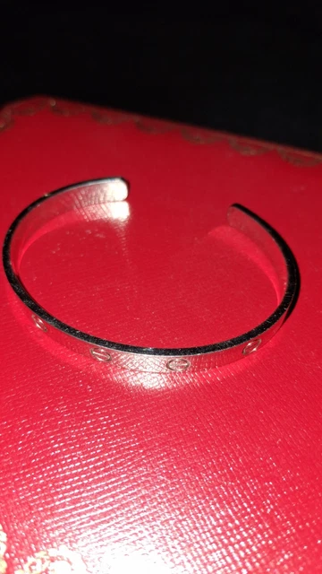 Bracelet manchette Love en or blanc Cartier 18