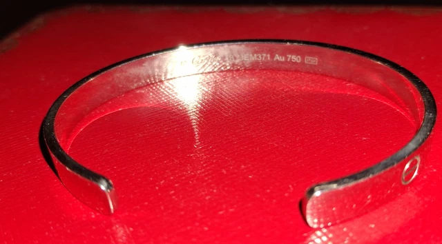 Bracelet manchette Love en or blanc Cartier 18