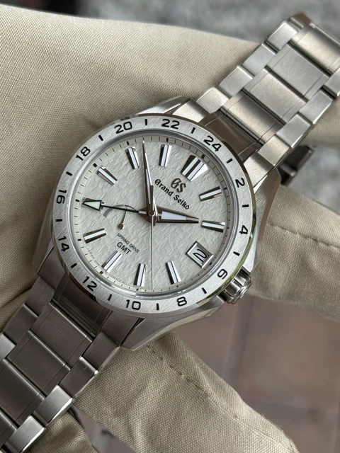 GRAND SEIKO 9R SPRING DRIVE SBGE285 titane 41 mm 2025