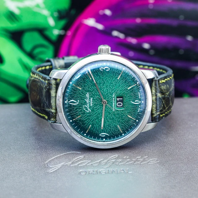 Glashütte Original Sixties Panorama Date Cadran Vert 42mm Réf. 2-39-47-04-02-04