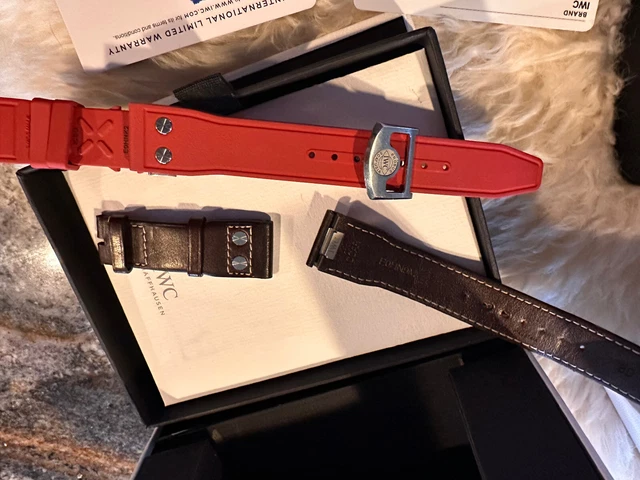 Montre IWC Big Pilot 43 mm avec 2 bracelets OEM, garantie d'usine, ensemble complet - Cadran noir