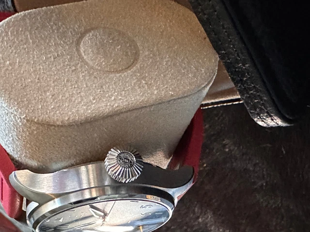 Montre IWC Big Pilot 43 mm avec 2 bracelets OEM, garantie d'usine, ensemble complet - Cadran noir