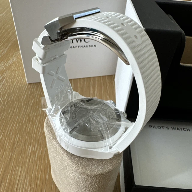 Montre chronographe IWC Pilot Top Gun Lake Tahoe IW389105 en céramique blanche 45 mm [NEUF]