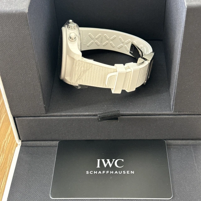 Montre chronographe IWC Pilot Top Gun Lake Tahoe IW389105 en céramique blanche 45 mm [NEUF]
