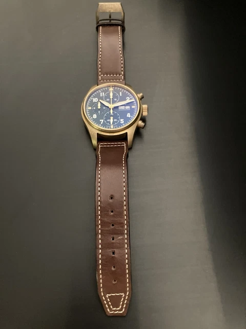 IWC Pilot's Watch Olive Green Dial Men's Watch - IW387902 - Automatic Swiss