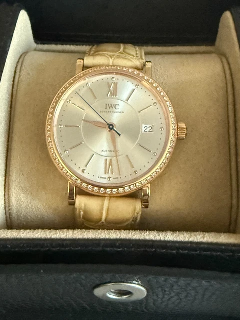 Montre IWC Portofino en or rose 18 carats avec diamants, 37 mm, réf. IW458107.