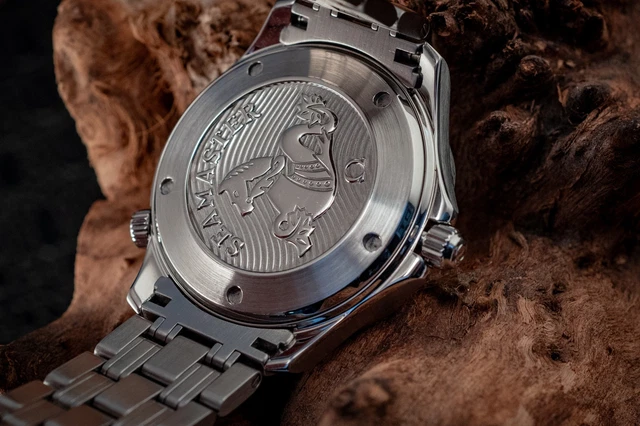 OMEGA 2023 Seamaster Diver Bleu No Wave 300M 212.30.41.20.03.001 Boîte et papiers