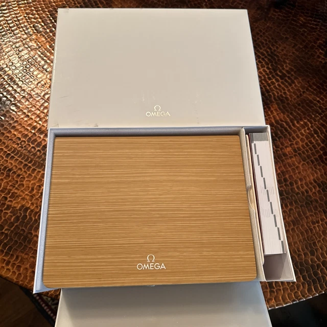 Montre OMEGA Seamaster Aqua Terra 150M 220.12.41.21.03.007 à cadran bleu