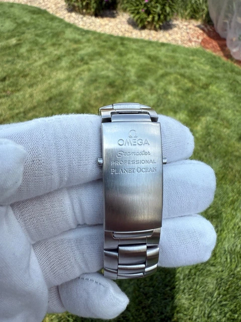OMEGA Seamaster Planet Ocean 2208.50 Excellent état avec papiers