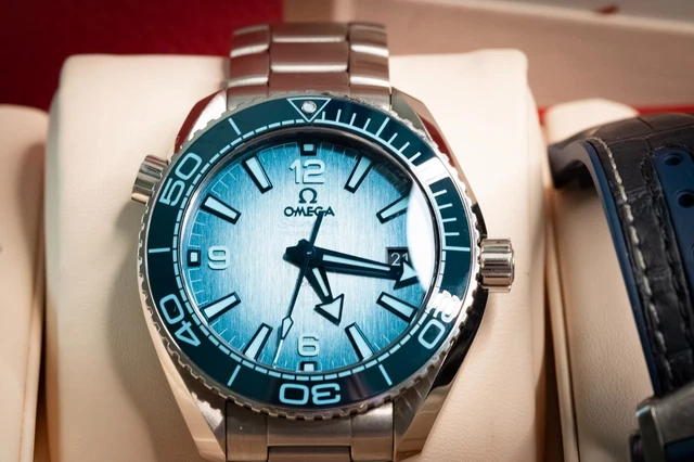 OMEGA Seamaster Planet Ocean 600M 39,5 mm Cadran bleu été - 215.30.40.20.03.002