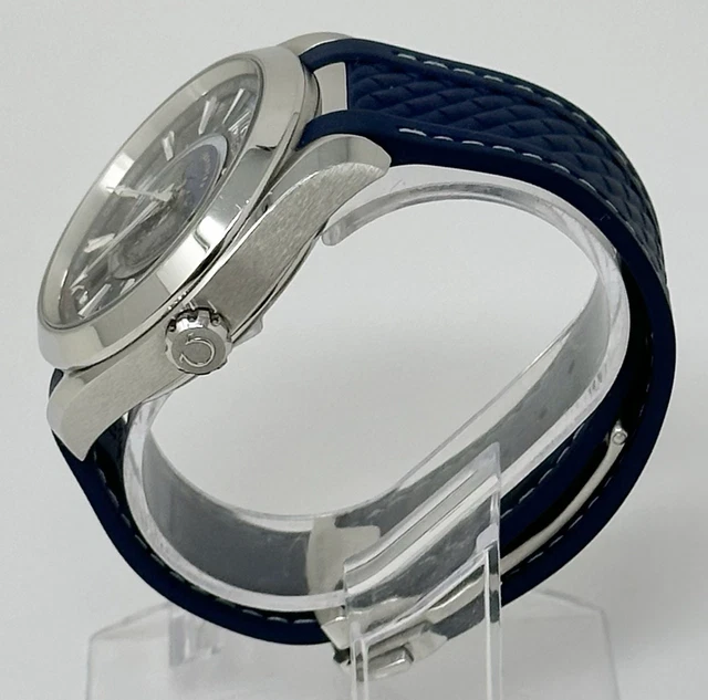 Montre Omega Seamaster Aqua Terra 150M GMT 43mm Chronomètre Automatique